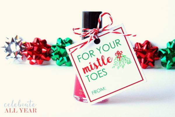 mistle toes gift tags